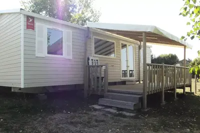 Image de Mobil-home Confort (35m²) avec terrasse couverte, climatisé 6 personnes