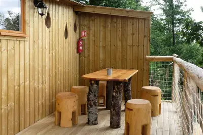 Image de Maison Dans Les Branches 6 Personnes