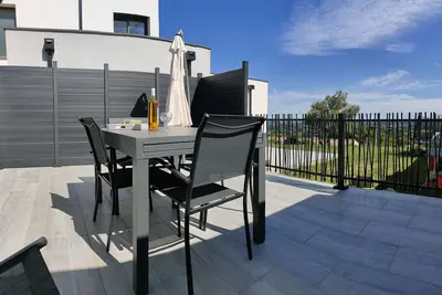 Image de Le 153 Rochefort du Gard Ideal 4 Pers Promotion! !