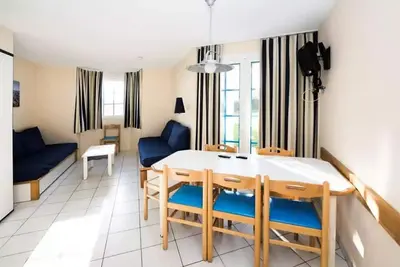 Image de 2 Pièces 4 Personnes Sélection