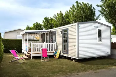 Image de Mobilhome Grand Confort 30m² / 2 chambres - terrasse couverte 5 à 6 personnes - 5 pers. inclus dans le tarif