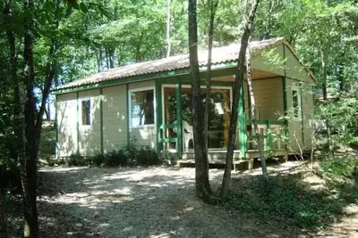 Image de Bungalow Confort 5pers 38, 50m² avec terrasse couverte 2 chambres situation ombragé et mi-ombragé 5 personnes