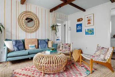 Image de Southern Shangri-La (Unité D) - Centre-ville historique - À seulement 2 pâtés de maisons de King Street!