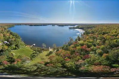 Image de Lakeside Cabin situé au coeur de la péninsule supérieure du Michigan!
