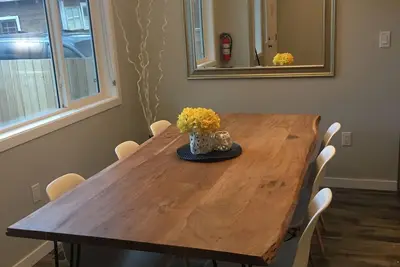 Image de Meilleur emplacement à Penticton! Brand New Modern 3 Chambre Maison