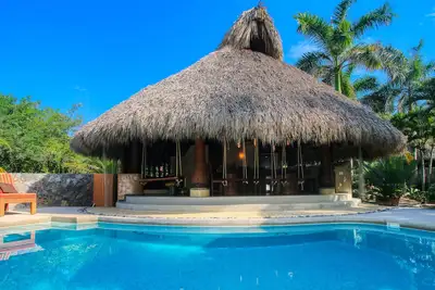 Image de Votre propre villa privée et escapade magique près de Zihuatanejo / Ixtapa México