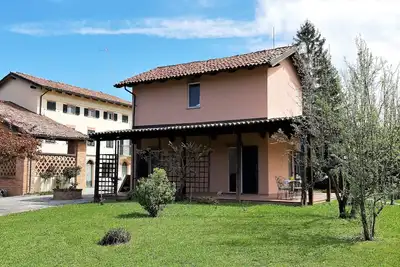 Image de Appartement dans une maison individuelle idéale pour les couples avec enfants jardin clôturé