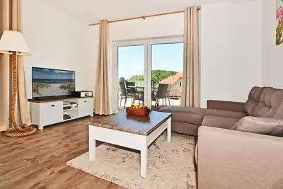 Image de La maison Usedom est situĂ©e dans la station balnĂ©aire de Koserow près de la cĂ´te baltique, Ă