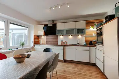 Image de Cottage directement sur le canal