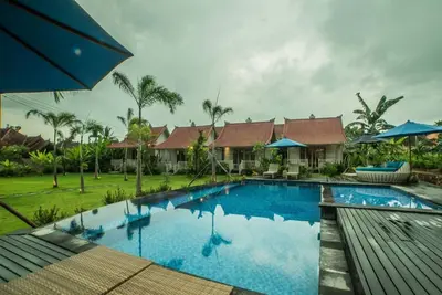 Chalet en bois confortable à Lembongan, distance de la plage à pied