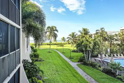 Image de Piscine chauffée, courts de tennis, barbecue, WiFi et plus