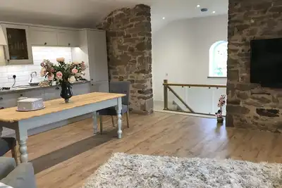 Image de Le Hayloft Cheshire - Une toute nouvelle conversion étonnante de grange.