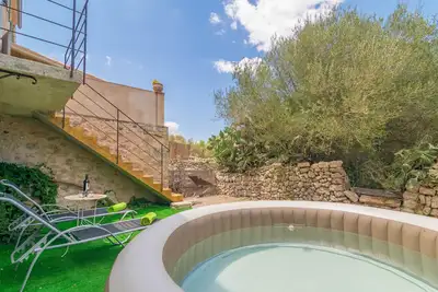 Image de Son Banus - Chalet with private garden in Manacor. Free WiFi