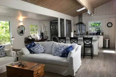 Eagle Harbour View Cottage - Nouveau!