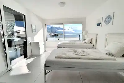 Image de 703 penthouse avec vue panoramique