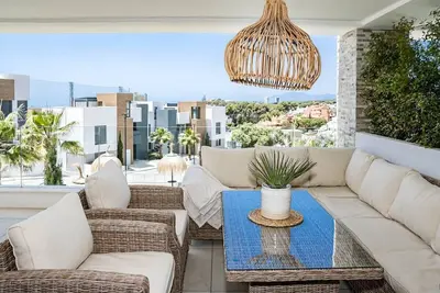 Image de Cah - Large terrace, indoor pool and gym