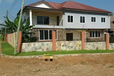 Image de 4 lit 4 maison de bain avec vue magnifique sur la montagne!