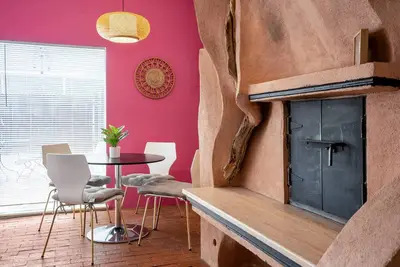 Image de Belle perle près de l'Unm! ! Nob Hill! ! Centre ville! !