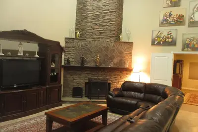 Image de 4155 Sqft Art Gallery House dans le centre-ville de Scottsdale