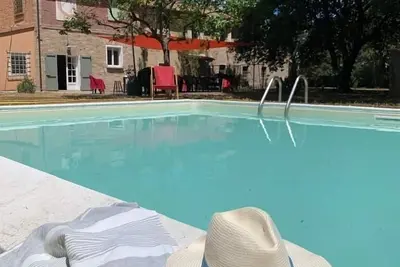 Image de Fano - Grande maison de campagne à 5 mn du centre ville avec piscine