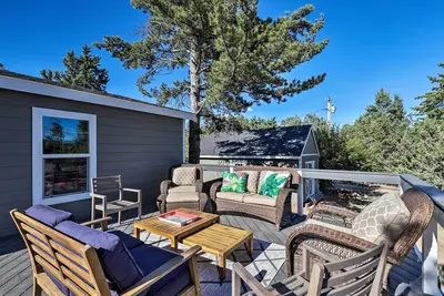 Image de Nouveau! Mise à jour de Prescott House w / Large Deck & Views!