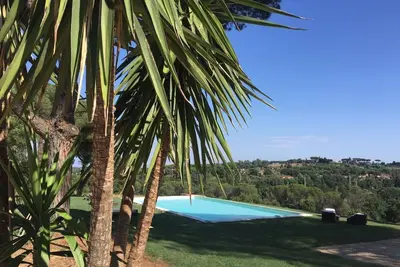 Image de Le parc Pia est une oasis de verdure à l'intérieur de la ville de Rome - villa entière