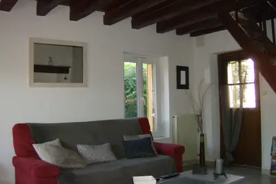 Image de Jolie maison typique et ancienne  en très bon état au centre et au calme