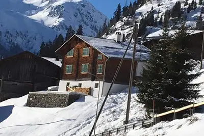 Image de Grand chalet familial, à 15 ' de Disentis.