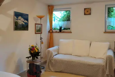 Image de Spacieuse maison de vacances juste sur la rue principale rouge, Wi-Fi gratuit