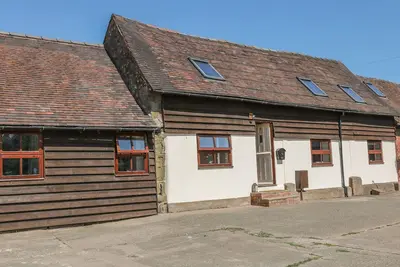 Image de Old Hall Barn 3, ÉGLISE Stretton