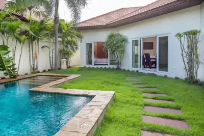 Image de Escapade dans une piscine privée isolée - Majestic