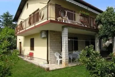 Image de Appartement de vacances pour 2 personnes  + 1 enfant env. 42 qmà Stancija Vinjeri Novigrad, Istrie (Istrische Riviera)