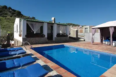 Image de Maison de vacances avec piscine privée pour 4 personnes env. 60 qmà Frigiliana, Andalousie (Costa del Sol)
