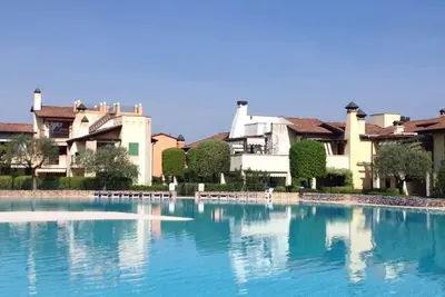 Image de Appartement de vacances pour 4 personnes env. 50 qmà Peschiera del Garda, Lac de Garde (Rive sud du lac de Garde)