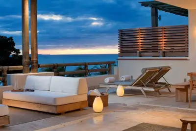 Image de Condo de luxe face à la plage Los Veneros