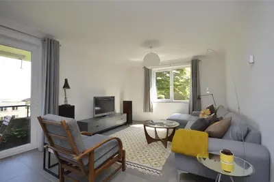 Image de Grand appartement de 4 chambres avec balcon