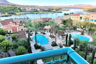 Image de Nouvelle Liste: 2Br 2Ba Dernier étage avec une vue magnifique à Viera!