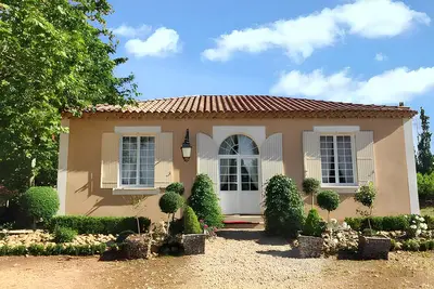 Image de Homerez - Maison accueillante à Arles - Jardin
