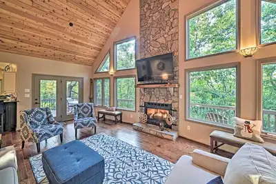 Image de Nouveau! Wintergreen Home avec Deck - 2 Min. aux pentes!