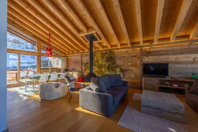 Image de Grimpeur luxury duplex, Spa Access Front Telecabin