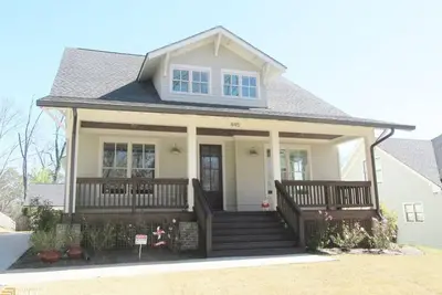 Image de Grand Five Points à distance de marche du Sanford Stadium!