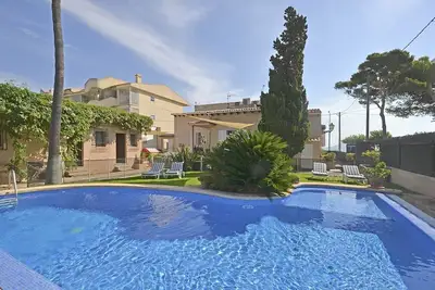 Image de Llenaire - Xata, maison en bord de mer avec piscine privée à Puerto de Pollença