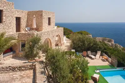Villa La Mecca Leuca Villa en bord de mer avec piscine