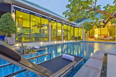 Image de Salut à la maison - 4br Luxury Villa à Pattaya