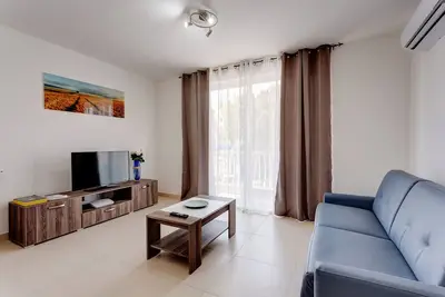Image de Centric and Modern Apartment close to Amenities