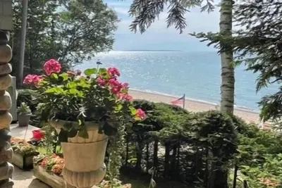 Image de Charmante maison sur les rives du lac Michigan avec vue sur les îles Manitou