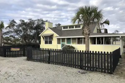 Image de Casa Amarilla sur Mexico Beach Florida Port St Joe