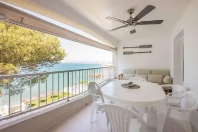 Image de th92 Appartement · Salou · 4 chambres · 6 lits · 2 salles de bain