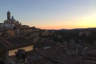 Image de Appartement mansardé au coeur de la vieille ville de Sienne