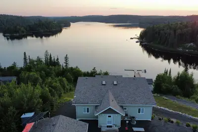 Image de Cabine récemment construite avec une vue d'un million de dollars